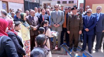 محافظ سوهاج يفتتح مدرستي “ابن سينا الابتدائية” و”نزالي داوود للتعليم الأساسي” بطهطا