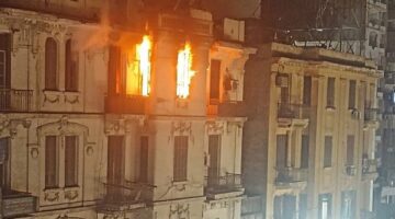 بدون إصابات.. السيطرة على حريق شقة سكنية في شارع شبرا | صور