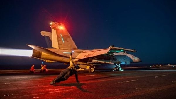 غارات أمريكية تستهدف وسط وغرب اليمن غارات أمريكية تستهدف وسط وغرب اليمن