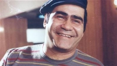 ميكانيكي طائرات خطفه التمثيل.. سيد زيان فنان بدأ وختم حياته بالقرآن الكريم ميكانيكي طائرات خطفه التمثيل.. سيد زيان فنان بدأ وختم حياته بالقرآن الكريم