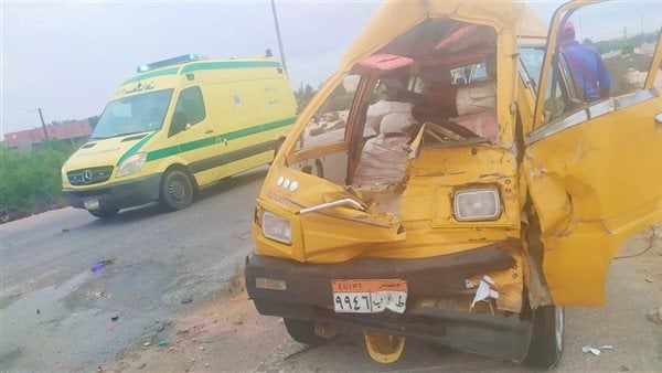 إصابة شخصين في تصادم سيارتين على طريق بئر العبد شمال سيناء
