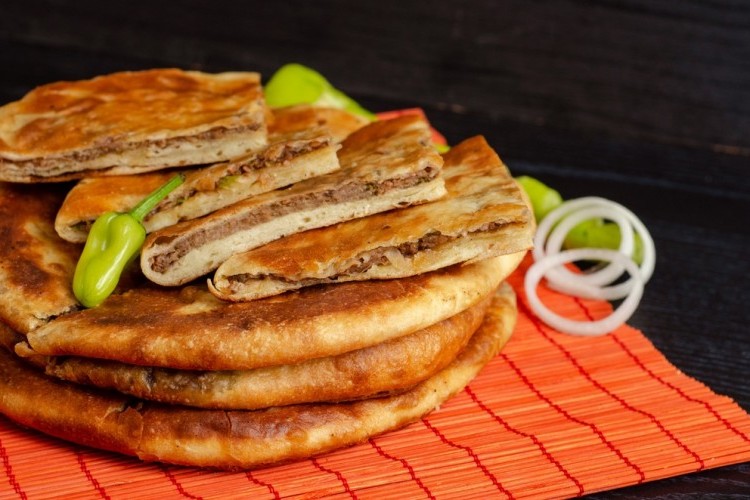 الحواوشي بالعيش