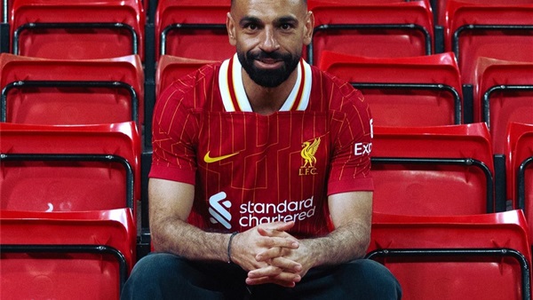 تفاصيل تجديد عقد محمد صلاح مع ليفربول