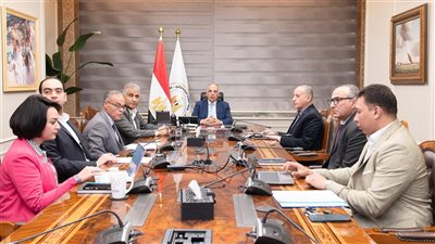 وزير الري يتابع حالة محطات رفع المياه لفترة ذروة الاحتياجات المائية وزير الري يتابع حالة محطات رفع المياه لفترة ذروة الاحتياجات المائية