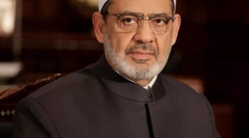 مصدر بمشيخة الأزهر: الإمام الأكبر عاد لمكتبه اليوم بعد شفائه من الوعكة الصحية