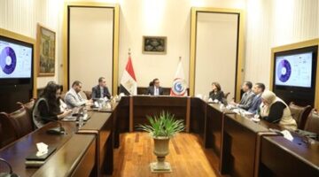 وزير الصحة يستقبل ممثلي شركة "«نوفارتس» لبحث التوسع في خطوط الإنتاج الدوائية المحلية
