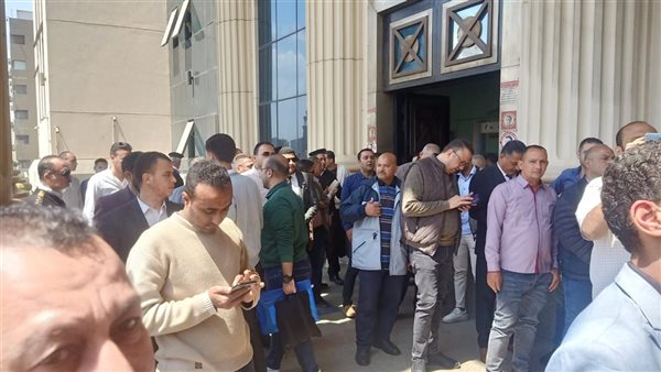 وقفة احتجاجية للمحامين على مستوى الجمهورية اعتراضًا على زيادة الرسوم القضائية| صور وقفة احتجاجية للمحامين على مستوى الجمهورية اعتراضًا على زيادة الرسوم القضائية| صور