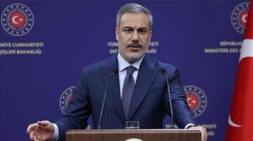 تركيا تؤكد رفضها للصدام في سوريا وتطالب باحترام السيادة