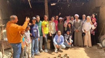 كلية الآثار بجامعة سوهاج تنظم زيارة ميدانية للطلاب لمصنع فخار أم دومة