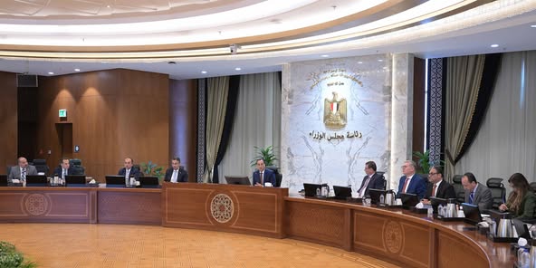رئيس الوزراء يتابع موقف تطوير وتحديث منظومة تداول الأسمدة الزراعية رئيس الوزراء يتابع موقف تطوير وتحديث منظومة تداول الأسمدة الزراعية