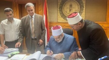 وكيل الأزهر يعتمد نتيجة رواق العلوم الشرعية والعربية بنسبة نجاح 79%