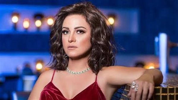 تكريم ريهام عبد الغفور في مهرجان الإسكندرية للفيلم القصير تكريم ريهام عبد الغفور في مهرجان الإسكندرية للفيلم القصير