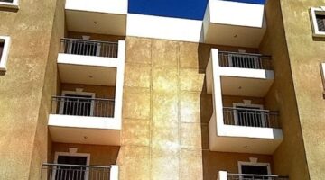 محافظ الجيزة: بدء تسليم 40 وحدة سكنية بعد التجديد بمساكن الرماية