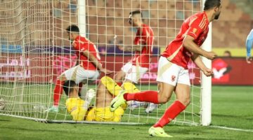 مهاجم الزمالك يتخذ قرارا بالتوقيع للأهلي.. عاجل