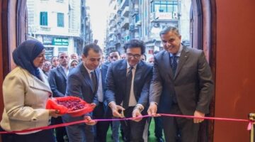 وزير الثقافة ومحافظ الإسكندرية يفتتحان «مسرح بيرم التونسي» بعد تطويره ورفع كفاءته