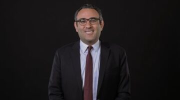 محمد الدماطي رئيسًا لبعثة الأهلي في جنوب أفريقيا استعدادًا لمواجهة صن داونز