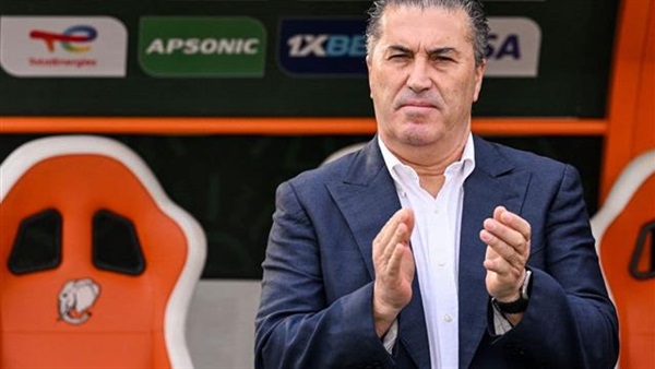 تصريحات نارية من بيسيرو بعد فوز الزمالك على حرس الحدود تصريحات نارية من بيسيرو بعد فوز الزمالك على حرس الحدود
