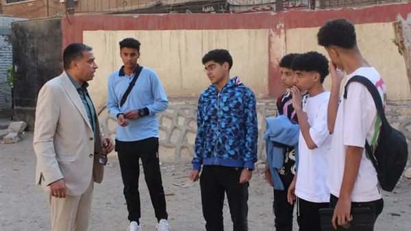 مدير تعليم الجيزة يوجه بتفعيل جروبات أولياء الأمور.. وإحالة معلمة ومديرة المدرسة للتحقيق مدير تعليم الجيزة يوجه بتفعيل جروبات أولياء الأمور.. وإحالة معلمة ومديرة المدرسة للتحقيق