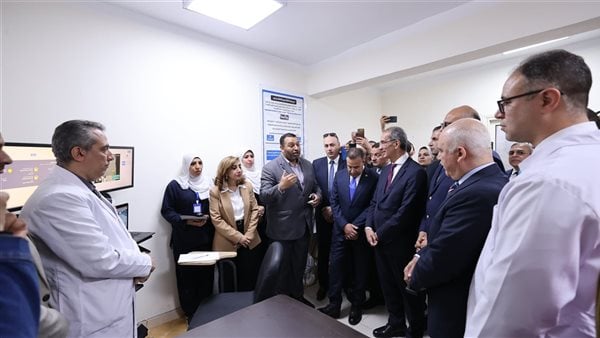 بحضور نواب وقيادات تنفيذية.. محافظ القليوبية يفتتح مكاتب بريد بعد تطويرها بحضور نواب وقيادات تنفيذية.. محافظ القليوبية يفتتح مكاتب بريد بعد تطويرها