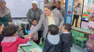 مدير تعليم القاهرة تتفقد عدد من المدارس بالزاوية الحمراء وتوجه الشكر لمعلمة
