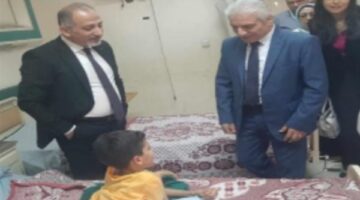 مندوب فلسطين بالجامعة العربية يزور جرحى حرب غزة في مستشفى الساحل