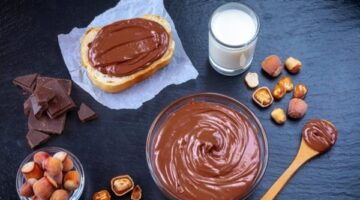 طريقة عمل صوص الشوكولاتة بالبندق في البيت| لتزيين الحلويات