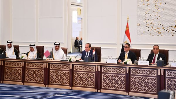 السيسي يدعو رجال الأعمال القطريين للاستثمار في مصر (فيديو وصور) السيسي يدعو رجال الأعمال القطريين للاستثمار في مصر (فيديو وصور)