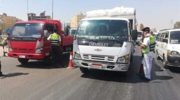 حملات مكثفة لرصد المخالفات المرورية على محاور وطرق القاهرة والجيزة