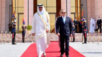 مراسم استقبال رسمية للرئيس السيسي بالديوان الأميري القطري