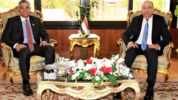 وزير الطيران المدني يبحث مع رئيس المنظمة العالمية للأرصاد الجوية سبل تعزيز التعاون المشترك وزير الطيران المدني يبحث مع رئيس المنظمة العالمية للأرصاد الجوية سبل تعزيز التعاون المشترك