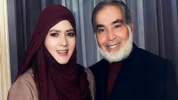 ختمة قرآن ومائدة طعام.. شمس البارودي تحيي ذكرى ميلاد حسن يوسف بطريقتها الخاصة ختمة قرآن ومائدة طعام.. شمس البارودي تحيي ذكرى ميلاد حسن يوسف بطريقتها الخاصة