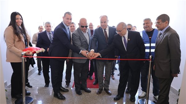 افتتاح مبنى لجان الفحص المشترك في محطة تحيا مصر بميناء الإسكندرية (صور) افتتاح مبنى لجان الفحص المشترك في محطة تحيا مصر بميناء الإسكندرية (صور)