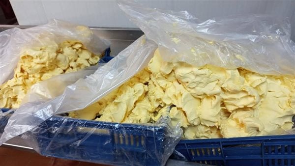 ضبط 180 كجم جبن مبشور وخليط دهون مجهولة المصدر بشبرا الخيمة