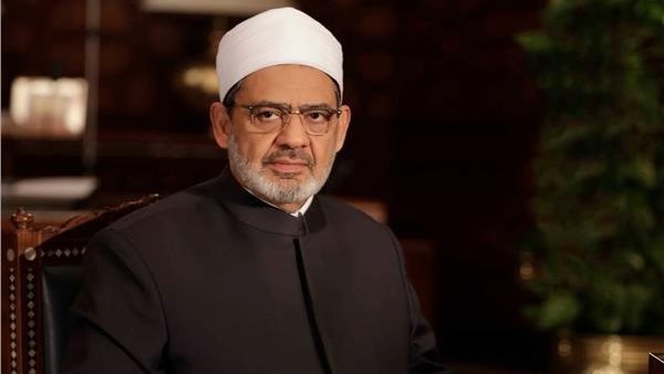 شيخ الأزهر يعزي رئيس مكتبة قطر الوطنية في وفاة شقيقه شيخ الأزهر يعزي رئيس مكتبة قطر الوطنية في وفاة شقيقه