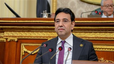 النائب أيمن محسب: وفاء الدولة بالتزاماتها مؤشر إيجابى للغاية ويجب إعادة النظر فى مسار الهيئات الاقتصادية النائب أيمن محسب: وفاء الدولة بالتزاماتها مؤشر إيجابى للغاية ويجب إعادة النظر فى مسار الهيئات الاقتصادية