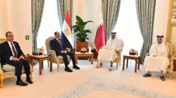 أمير قطر: بحثت مع الرئيس السيسي مواصلة الجهود لدعم الأشقاء في فلسطين