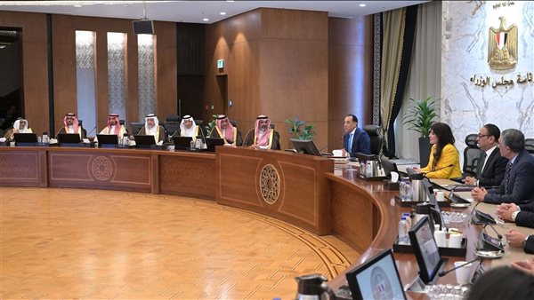 مدبولي لـ«وفد سعودي»: السوق المصرية واعدة وتوفر دعما غير مسبوق للقطاع الخاص مدبولي لـ«وفد سعودي»: السوق المصرية واعدة وتوفر دعما غير مسبوق للقطاع الخاص