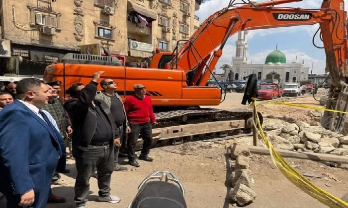 نائب محافظ القاهرة يتابع استكمال أعمال إزالة المبانى المتعارضة لتوسعة ميدان الحدائق نائب محافظ القاهرة يتابع استكمال أعمال إزالة المبانى المتعارضة لتوسعة ميدان الحدائق