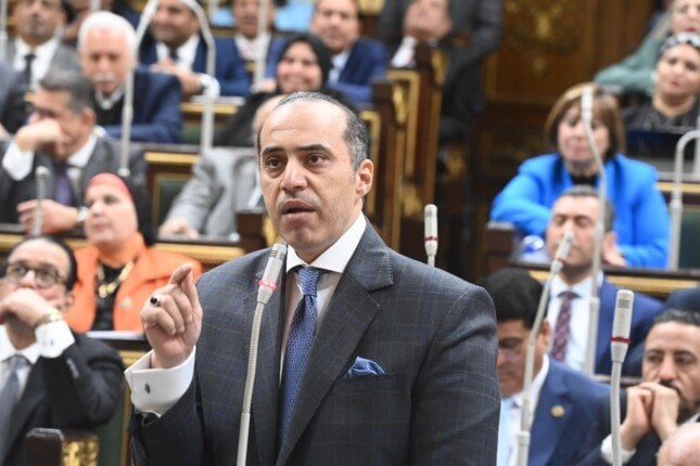 وزير المجالس النيابية: نرحب بالآراء ونرفض الخروج عن التقاليد البرلمانية وزير المجالس النيابية: نرحب بالآراء ونرفض الخروج عن التقاليد البرلمانية