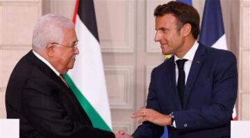 «بعد إعلان الإعتراف بدولة فلسطين».. مكالمة هاتفية بين الرئيس ماكرون ونظيره الفلسطيني