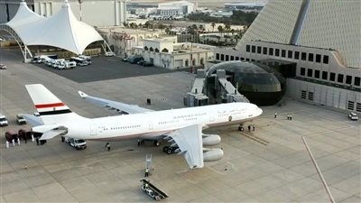 الرئيس عبد الفتاح السيسي يصل إلى الكويت بعد ختام زيارته الرسمية إلى قطر الرئيس عبد الفتاح السيسي يصل إلى الكويت بعد ختام زيارته الرسمية إلى قطر
