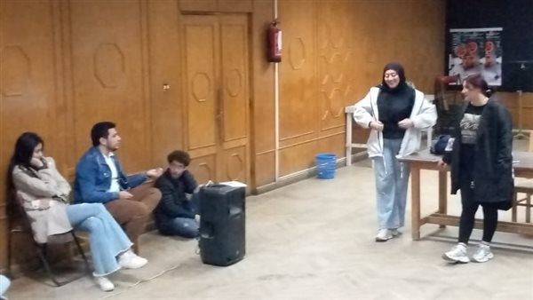ابدأ حلمك.. تحليل النص المسرحي ضمن ورش إعداد الممثل الشامل بالإسماعيلية ابدأ حلمك.. تحليل النص المسرحي ضمن ورش إعداد الممثل الشامل بالإسماعيلية