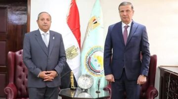 وزير الزراعة يبحث مع محافظ بورسعيد ملف تقنين الأراضي وتعزيز الخدمات