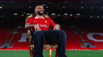 بعد تجديد عقده.. محمد صلاح يتألق بسيارة قيمتها 30 مليون جنيه| صور