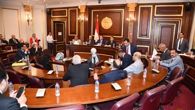 بحضور وزير قطاع الأعمال.. صناعة النواب تناقش خطة هيكلة الشركات بحضور وزير قطاع الأعمال.. صناعة النواب تناقش خطة هيكلة الشركات