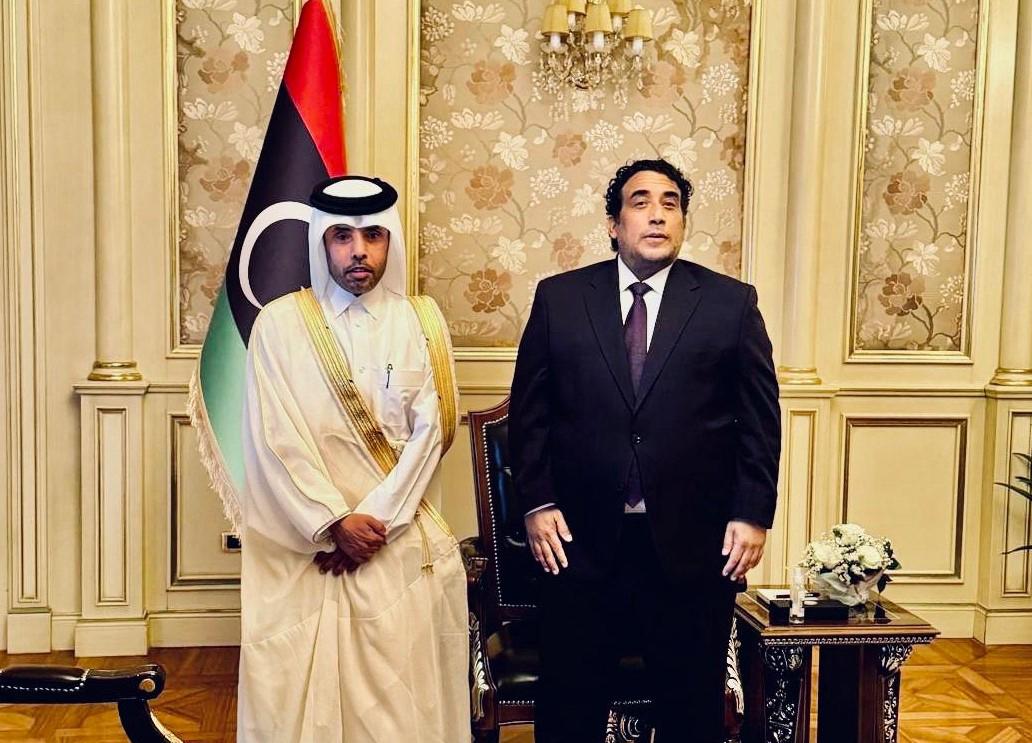 رئيس المجلس الرئاسي الليبي يجتمع مع سفير دولة قطر رئيس المجلس الرئاسي الليبي يجتمع مع سفير دولة قطر