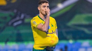 تفاصيل مفاوضات الزمالك مع محمد شريف.. وبند تم رفضه لـ زيزو «خاص»
