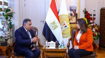 وزيرة التنمية المحلية تتابع مع محافظ الدقهلية ملف التصالح على مخالفات البناء