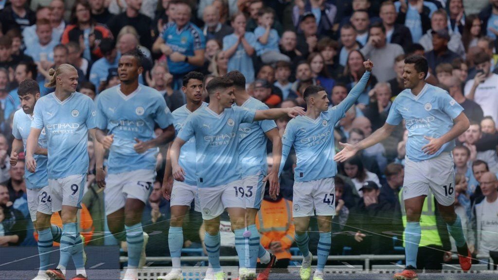 جوارديولا يعلن تمديد عقد نجم مانشستر سيتي جوارديولا يعلن تمديد عقد نجم مانشستر سيتي