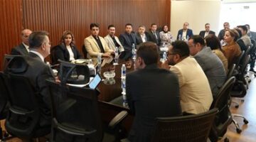 أمانة‎ حقوق الإنسان المركزية بـ"مستقبل وطن" تعقد اجتماعاً بحضور أمنائها بالمحافظات لمناقشة عددا من الموضوعات ذات الصلة